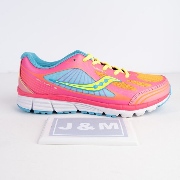 saucony kinvara wide